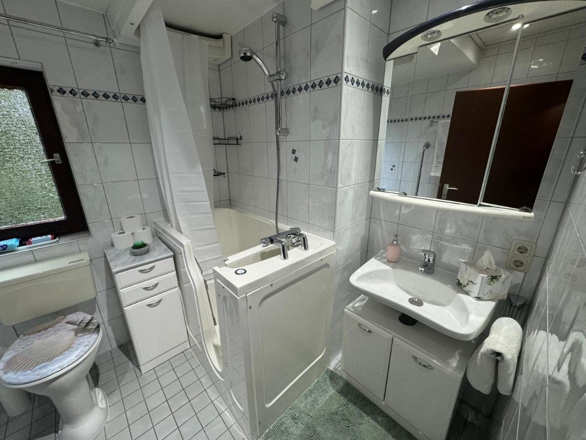 아우크스부르크 Schoenes, Friedliches Zimmer 아파트 외부 사진